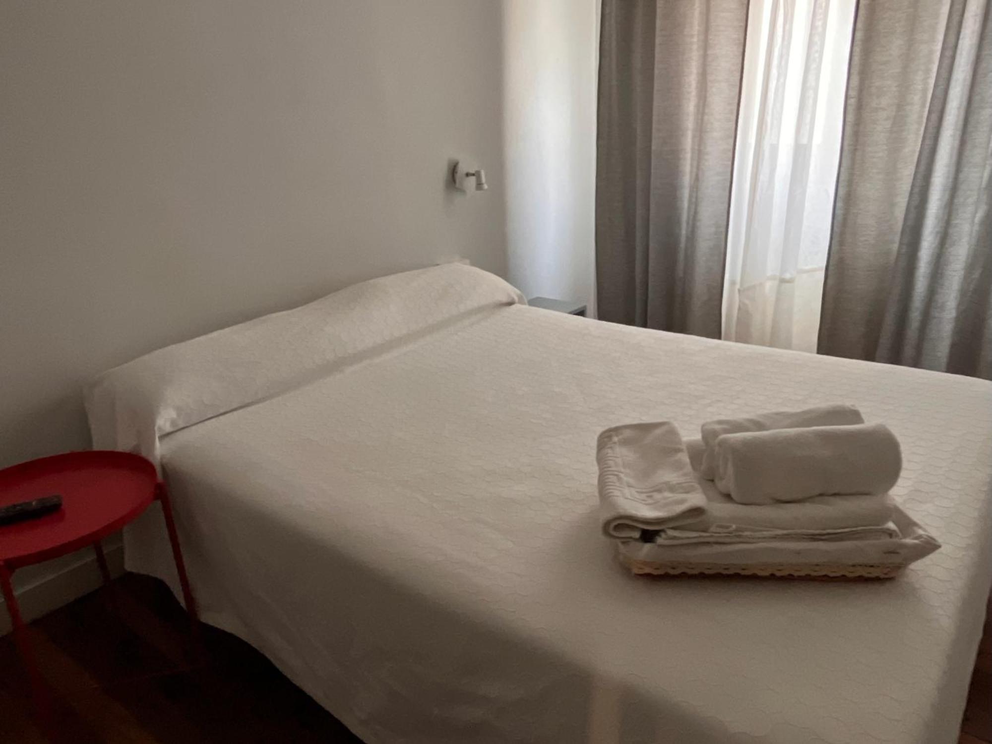 Hotel Bolina ゲルニカ・イ・ルノ エクステリア 写真
