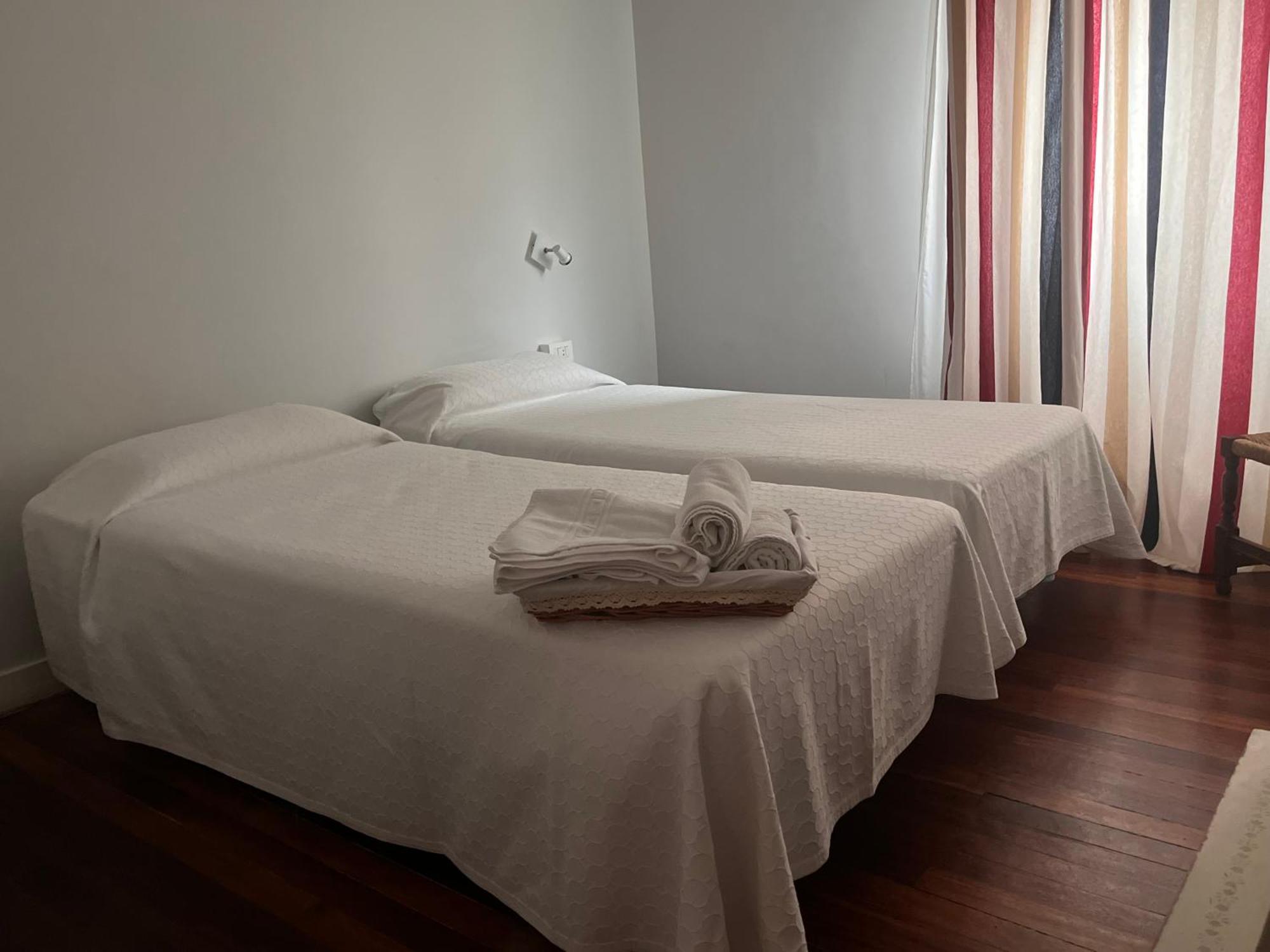 Hotel Bolina ゲルニカ・イ・ルノ エクステリア 写真